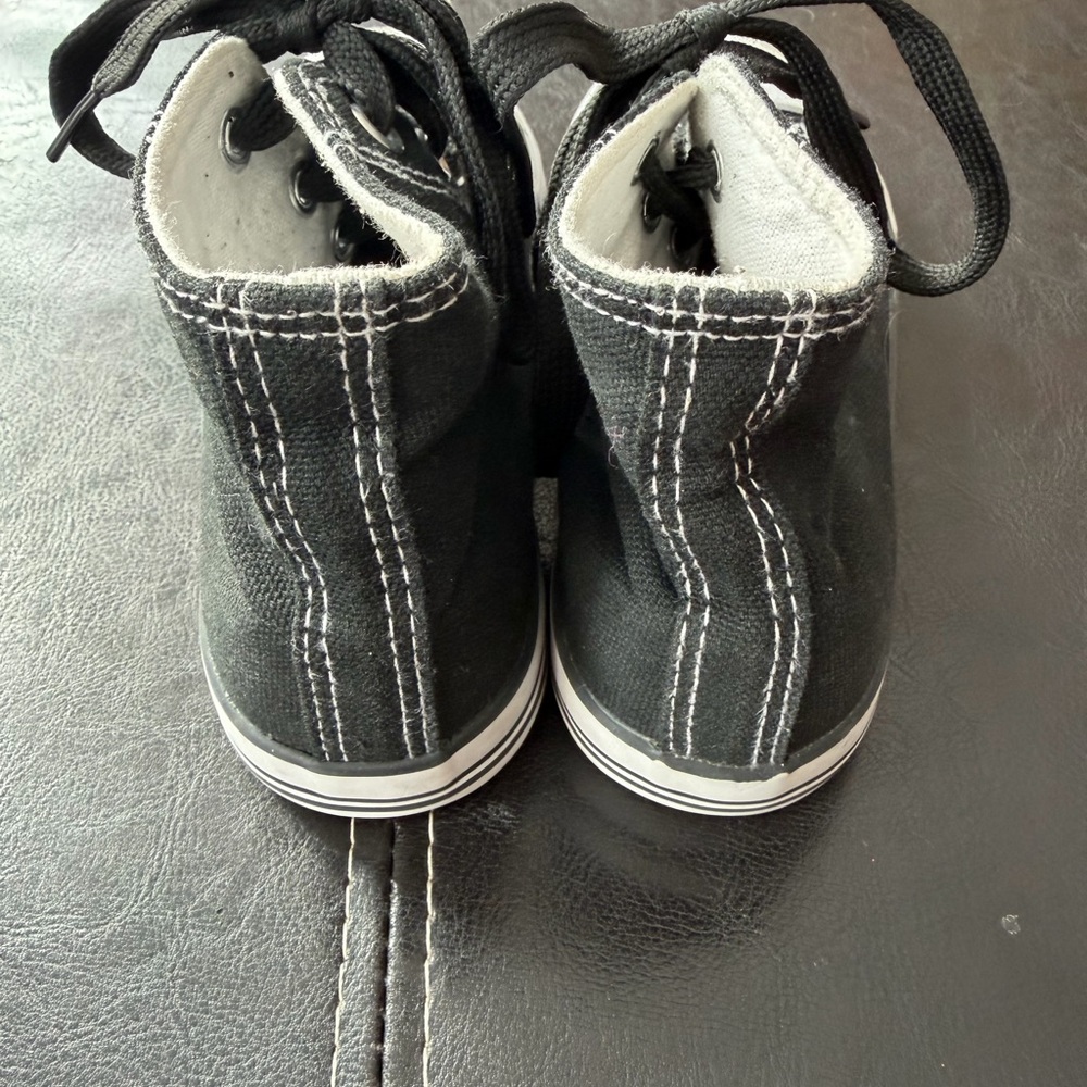 The Fashion Supply- Classic Black and White Girl’s High-Top Sneakers - Picture 4 of 6